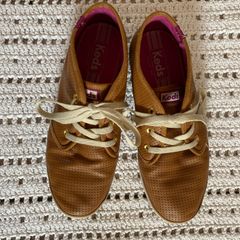 keds couro caramelo