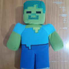 Boneco Athos Minecraft Pelucia