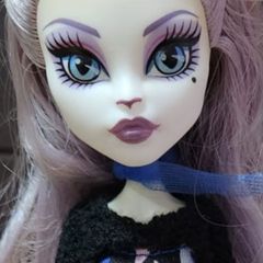 Boneca Monster High Clawdeen Freaky fiel trip incompleta, usada