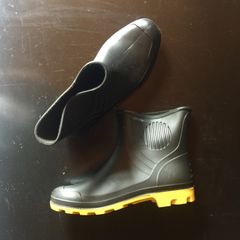 bota de borracha grendene