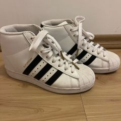 Tenis adidas store superstar cano alto