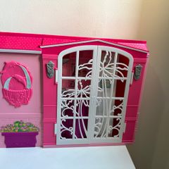 CASA DA BARBIE COM MÓVEIS(MATTEL). - Desapegos de Roupas quase novas ou  nunca usadas para bebês, crianças e mamães. 93788