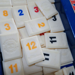 Jogo Rummikub Twist - Loja Grow