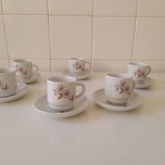 LINDO E ANTIGO JOGO PARA CHÁ E CAFÉ EM PORCELANA POZZANI. - Antiguidades -  Feliz 1053908953