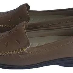 calçados femininos em couro legitimo