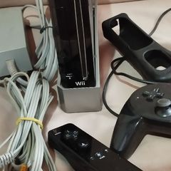 Console Nintendo Wii U 32gb Completo (Original) + 03 Jogos, Console de  Videogame Nintendo Usado 14683904