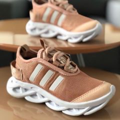 tenis adidas infantil numero 28