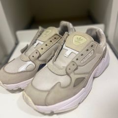 Adidas falcon sale w pas cher