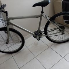 Bike Aro 26, Item p/ Esporte e Outdoor Caloi Usado 90071773