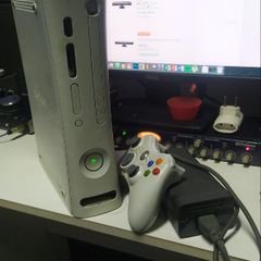 Xbox 360 Destravado com um controle +1 Brindes (desbloqueado) 110v