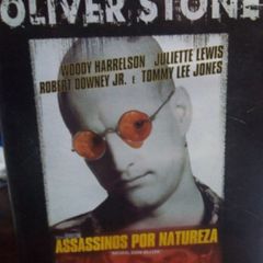 Assassinos por Natureza DVD