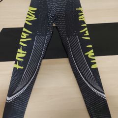 Calça legging energy poliamida preta com elástico amêndoa