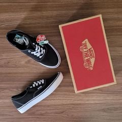 Tênis Authentic Red