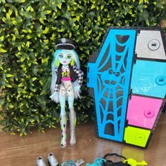 Boneca Mattel Monster High Skulltimates Secrets Frankie Stein - Azul