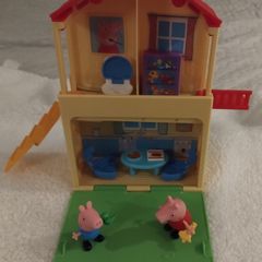 Casinha Casa Peppa Pig Completa Acessórios E Jardim - Dtc