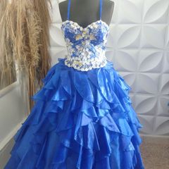 Vestido de debutante azul best sale royal 2 em 1