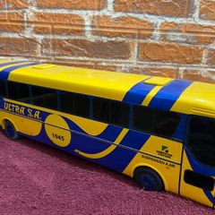 Miniatura Colecionável Ônibus Escolar Amarelo 1/62 Kinsfun