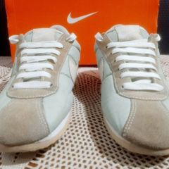 Nike hot sale pantheos caramelo