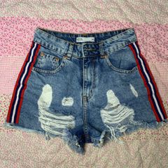 Short jeans com listra best sale na lateral