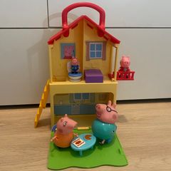 Casa Peppa Pig Deluxe Peppa e Geroge Brinquedo - Novo | Brinquedo Expresso  Kids Nunca Usado 38079939 | enjoei