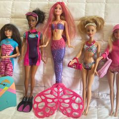 Kit Boneca Barbie Moda Praia + 5 Roupas E Acessórios Mattel