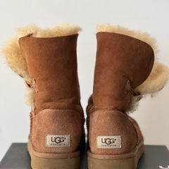 Bota Ugg Original Bailey Bow Triple Caramelo feminina