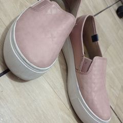 Slip on moleca caixa alta sales trama feminino