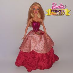 Linda Barbie escola de princesa original/usada - Artigos infantis