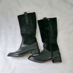 Botas Femininas - Novas e Usadas em Promoção