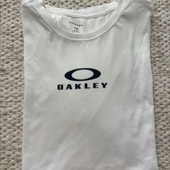 Camiseta Feminina Oakley Camiseta Feminina Oakley Usado 77251952 Enjoei