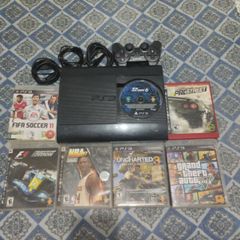 Ps3 Super Slim Desbloqueado No Hen 232gb com 2 Controles