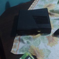 Xbox 360 (Destravado RGH) - Escorrega o Preço