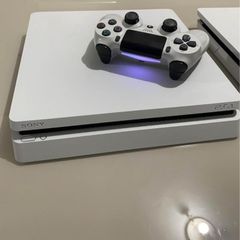 Ps4 Pro Usado  Console de Videogame Sony Usado 93052892