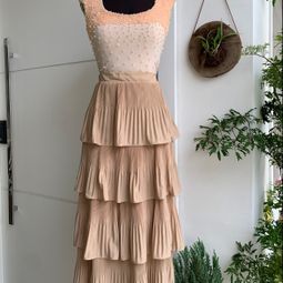 saia midi camadas plissadas nude tamanho p 93169295