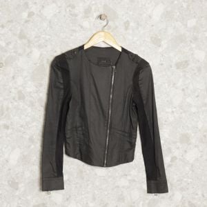 enjoei pro?action_source=62076&q=mob&ref=home_enjoei_pro&refid=undefined&rsp=1&rspix=1&sls=super%2Cgood&spt=very_high%2Chigh%2Cmedium