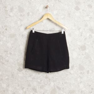 enjoei pro?action_source=62080&d=feminino&pg=79&ref=home_enjoei_pro&refid=undefined&rsp=1&rspix=1&s=feminino roupas shorts e bermudas&sls=super%2Cgood&spt=very_high%2Chigh%2Cmedium