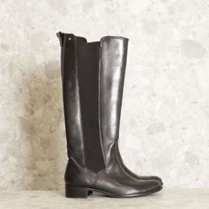 enjoei pro?action_source=62078&q=botas&ref=home_enjoei_pro&refid=undefined&rsp=1&rspix=1