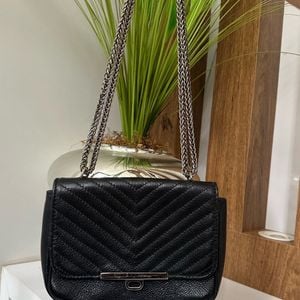 larissa 086de4?action_source=69994&ref=home_home&rsp=1&rspix=1