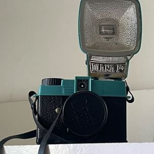 danielle f16f71?action_source=69994&ref=home_home&rsp=1&rspix=1