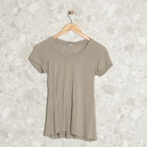 enjoei pro?action_source=56563&dg=10&dl=60&q=blusa+fit&ref=home_enjoei_pro&refid=undefined&rsp=1&rspix=1