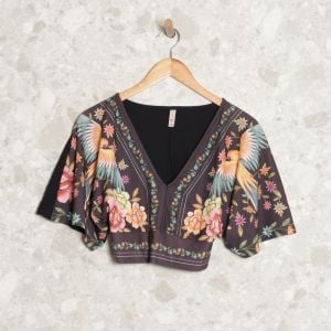 enjoei pro?action_source=67783&d=feminino&ref=home_home&rsp=1&rspix=1&s=feminino roupas blusas