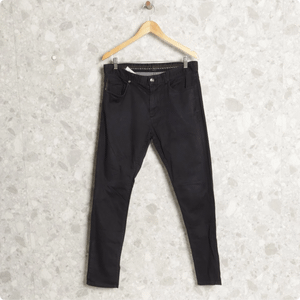 enjoei pro?action_source=68674&d=masculino&ref=home_home&rsp=1&rspix=1&s=masculino roupas calcas&spt=very_high%2Chigh%2Cmedium%2Clow