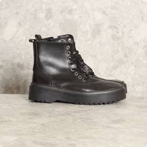 enjoei pro?action_source=68674&d=feminino&ref=home_home&rsp=1&rspix=1&s=feminino calcados botas&spt=very_high%2Chigh%2Cmedium%2Clow