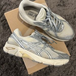 tenis asics gt 2160 cream sheet rock tamanho 39 146965108?action_source=76398&ref=home_home&rsp=1&rspix=1
