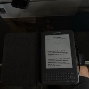 kindle 1 geracao 133662637?action_source=73064&ref=home_home&rsp=1&rspix=1