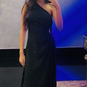 vestido longo com pedrinhas 132885407?action_source=66695&ref=home_home&rsp=1&rspix=1