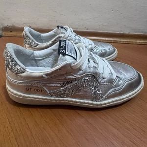 tenis schutz st 001 prata 34 147429520?action_source=31946&ref=home_home&rsp=1&rspix=1