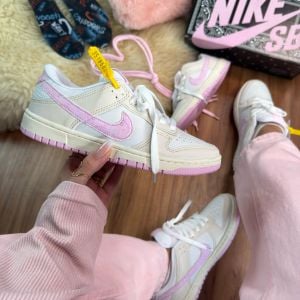 tenis nike sb dunk low feminino rosa original 121670931?action_source=31946&ref=home_home&rsp=1&rspix=1