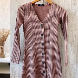 vestido manga longa xadrez 131002409?action_source=69599&ref=home_home&rsp=1&rspix=1