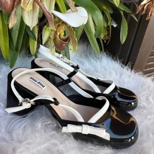 sandalia miu miu bow detail slingback pumps 146976503?action_source=74549&ref=home_home&rsp=1&rspix=1
